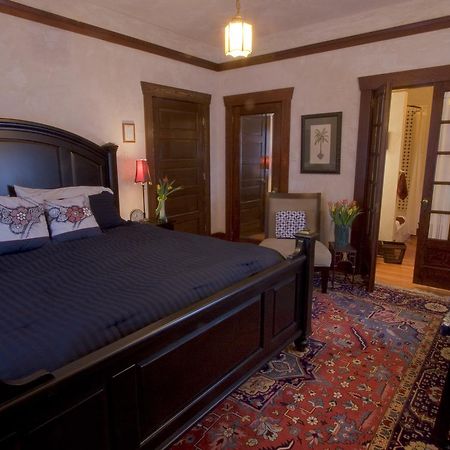 מיסולה Blossom'S Bed And Breakfast מראה חיצוני תמונה