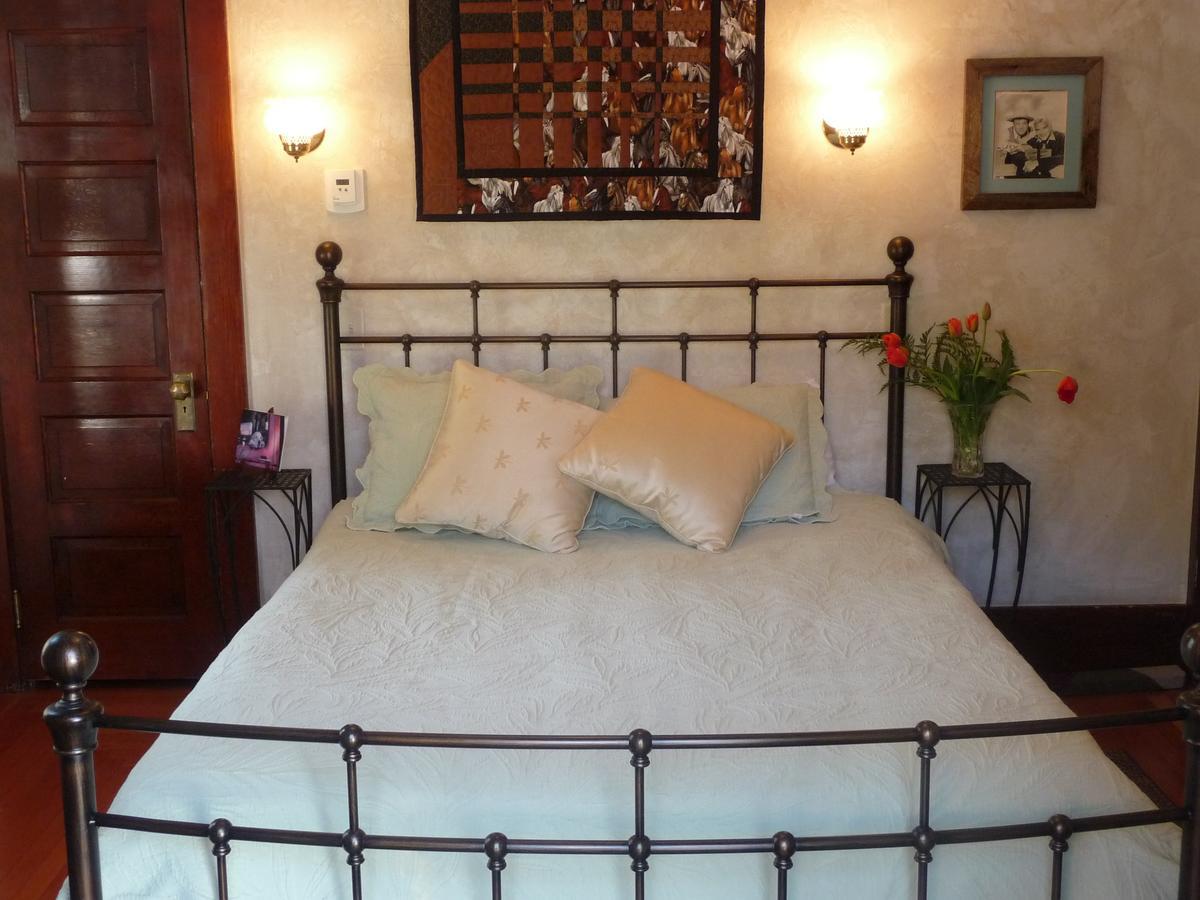 מיסולה Blossom'S Bed And Breakfast מראה חיצוני תמונה
